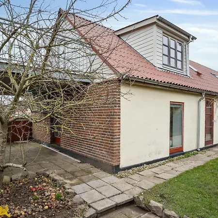 Come - Stilfuld Elegance For 4 Med Pejs アパート オールフス